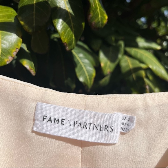 Fame and Partners Cream Tank Top - Picture 3 of 4